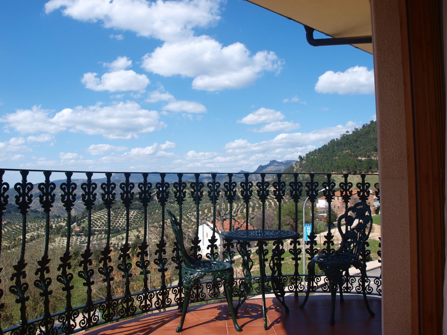 Hotel El Curro Burunchel ภายนอก รูปภาพ
